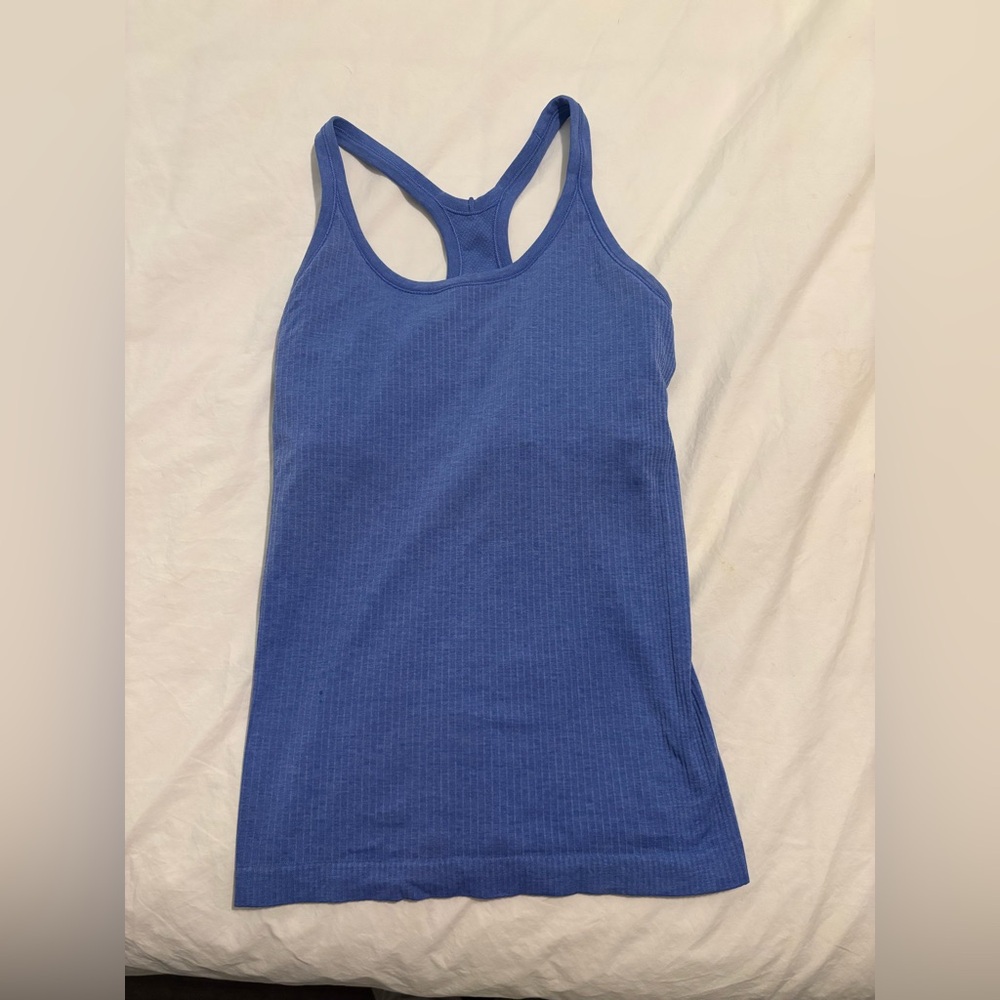 Lululemon Tank Top w Built in Bra